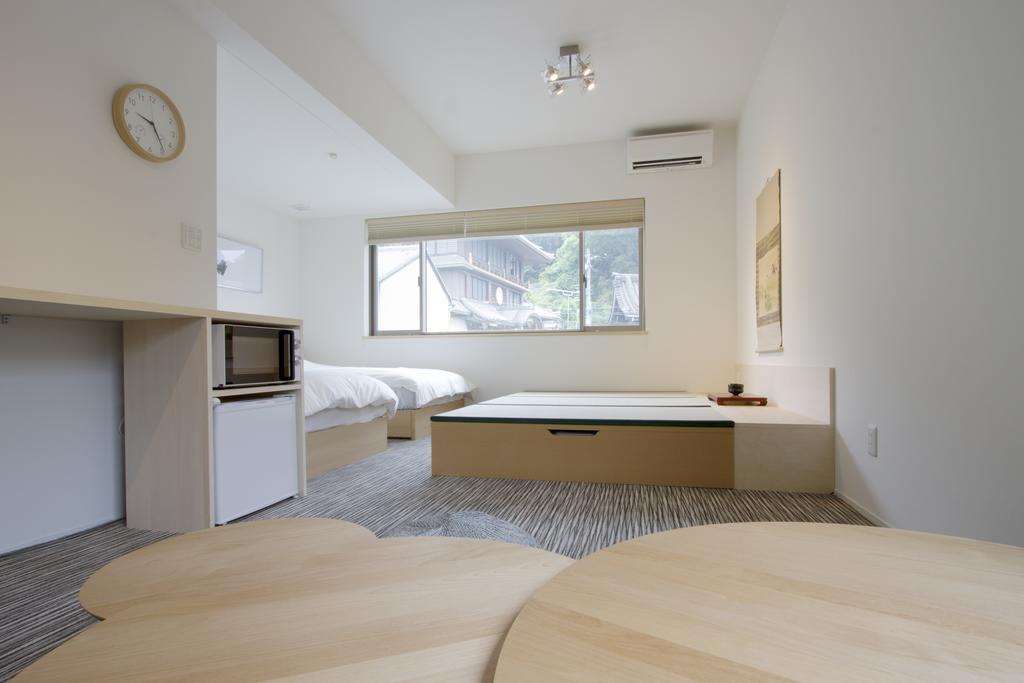 Kyoto Higashiyama With Hotel Exterior photo